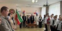 Первый звонок прозвенел в школе Татарских Челнов - Менделеевские новости