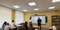 Сергей Балтабаев поздравил учащихся Ефремовской школы № 3 - Единая Россия