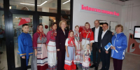 Интерактивные зоны и музей писателя украсили обновленную библиотеку в Харовске - Единая Россия