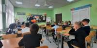 Волховские инспекторы ГИМС провели для школьников уроки безопасности на воде - SyasNews.Ru