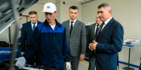 Олег Николаев: Колледжи и предприятия Чувашии объединились в подготовке кадров для транспорта - Министерство образования
