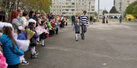 Елена Стукова посетила школу № 50 и поздравила с Днем знаний первоклассников, их родителей и педагогов - Комитет по тарифному регулированию