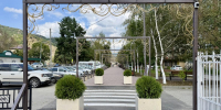 В Карачаевске открыли обновлённую аллею после благоустройства - Правительство Карачаево-Черкесской Республики