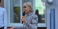 Надежда Школкина приняла участие в торжественной линейке, посвященной Дню знаний - Единая Россия