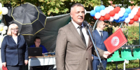 Олег Малащенко поздравил школьников и студентов с Днём знаний - Комитет по АПК
