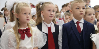 В Каменске-Уральском 1 сентября за парты сели 19 324 школьника - KU66.Ru