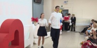 Сегодня в Калининграде впервые за парты сели 5500 ребят - Калининградская ГТРК