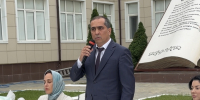 Нурмагомед Габибуллаев поздравил с Днем знаний учеников и педагогов Махачкалинской школы №59 - Справедливая Россия