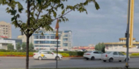 Сотрудники «Зеленхоза» продолжают поливать городские растения В Липецке - Город Липецк