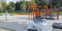 В тульском сквере «Встреча» устанавливают игровой комплекс «Локомотив» - ИА Тульская служба новостей