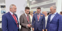 Делегация Херсонской области во главе с Владимиром Сальдо принимает участие в Восточном экономическом форуме - Губернатор Херсонской области