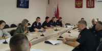 В Енисейском муниципальном округе сотрудники Госавтоинспекции приняли участие в заседании Комиссии по безопасности дорожного движения - ОМВД "Енисейский" 