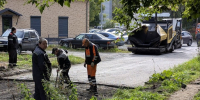 В Нижнем Тагиле начали закатывать в асфальт многострадальную брусчатку на улице Карла Либкнехта  - Между Строк