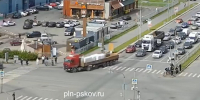 Тройное ДТП произошло на улице Юбилейной в Пскове - Pln-Pskov.Ru