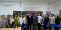 С Днём знаний! Поздравления педагогам посёлка Озёрный - ЛДПР