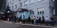 В Кирове растянулась очередь за транспортными картами для школьников - Город Киров