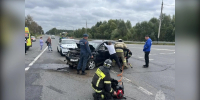 Спасатели деблокировали пострадавшего из авто после ДТП под Суздалем - Progorod33.Ru