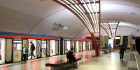 Столичное метро взыскало 315 тысяч рублей с мужчины, упавшего на пути в час пик - Вечерняя Москва