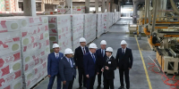 Губернатор Алтайского края Виктор Томенко посетил производственные площадки и общественные пространства Заринска - Администрация Алтайского края