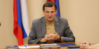 Глава Кольского округа Александр Лихолат: Провёл очередной «Коммунальный час» - Кольский район