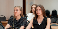 Студенты ИнПИТ познакомили гостей фестиваля «Студенческий город» с возможностями ИИ - СГТУ