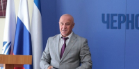 Валерий Коваленко поздравил работников нефтегазовой отрасли с профессиональным праздником - Государственный Совет