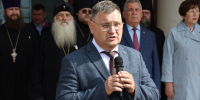 На главной площади перед АлтГТУ прошла памятная акция, посвящённая Дню солидарности в борьбе с терроризмом - Администрация г. Барнаул