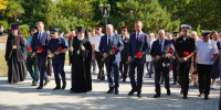 Новороссийск почтил память жертв терактов: в День солидарности в борьбе с терроризмом город вспомнил трагедии Беслана и атаки на Кубань - Сетевое издание Официальный Новороссийск