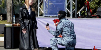 В Тюмени ОМОН соединил влюбленные сердца - Росгвардия