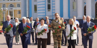 Партийные активисты и молодогвардейцы почтили память жертв теракта в Беслане - Вестник Мордовии