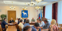 В малом зале администрации города Йошкар-Олы состоялось рабочее совещание с участием руководителей управляющих компаний, председателей ТСЖ и ресурсоснабжающих организаций - I-ola.Ru