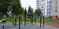 🏟️ Во дворе на бульваре Строителей, 29 – новая спортплощадка. - Администрация г. Северодвинска