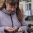 Ученые выяснили: люди с этой утренней привычкой обречены на бедность - ProGorodNN.Ru