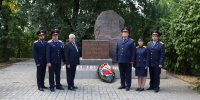 В Воронеже сотрудники регионального следственного управления СК России почтили память жертв терактов - Следственный комитет