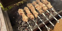 Александр Карелин пожарит мясо в воронежском парке - Комсомольская Правда