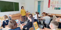 Сотрудники библиотеки и школьники Пачелмы почтили память жертв бесланской трагедии - Пачелмский район