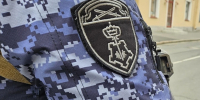 Двое пьяных африканцев напали на росгвардейцев на Муринской дороге - Комсомольская правда