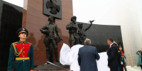 В Хабаровске открыли объединенный памятник Героям Нового времени - Правительство Хабаровского края