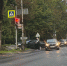 Седан снес забор на Октябрьском проспекте в Пскове - Pln-Pskov.Ru