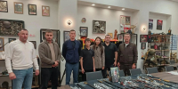 Личные вещи и коллекция ножей погибшего под Бахмутом бойца пополнили люберецкий Музей ратной славы - Телеканал ЛТВ