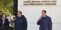 В Иркутске почтили память медицинских работников, погибших в борьбе с пандемией COVID-19 - Единая Россия
