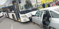 В Уфе в столкновении с пассажирским автобусом пострадал водитель легковушки - Сетевое издание Республика Башкортостан