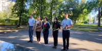 В День солидарности в борьбе с терроризмом руководитель УФК по Липецкой области Татьяна Пелипец и представители Молодежного совета возложили цветы к мемориалу «Детям войны». - УФК по Липецкой области