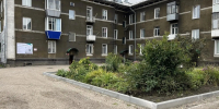 Благоустройство дворов на улице 1 Мая в Киселевске идет к завершению - Городок