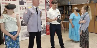 В двух православных храмах — Храме Собора Московских святых в Бибирево и Храме Торжества Православия в Алтуфьево — состоялись показы VR-реконструкции «Неизвестный знаменосец» - Общественная палата МО