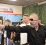 Мастер-класс от чемпиона. Горожанин Валерий Шевченко, член Тюменской областной федерации спортивного метания ножа, провёл первые занятия в своём спортклубе «Парящий лепесток». /Фото автора - Zavodoukovsk.Online