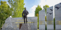 В Кирове торжественно открыли мемориальный комплекс «Аллея Славы» с Вечным огнём - Kirov.Online