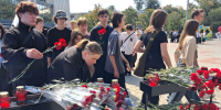 Студенты филиала присоединились к городской акции, приуроченной ко Дню солидарности в борьбе с терроризмом - Филиал РТУ МИРЭА в г. Ставрополе
