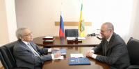 Олег Мельниченко провел рабочую встречу с Александром Коноваловым - Пенза-Обзор