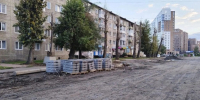 Асфальт, парковки, освещение: улица Комарова меняет внешний вид в столице Хакасии - Абакан 24